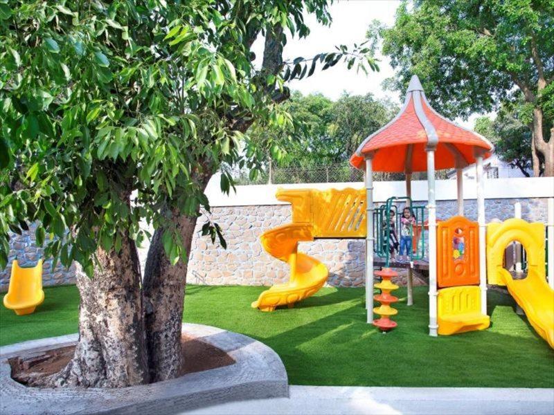 Villa San Lawrenz Лонавала Екстериор снимка