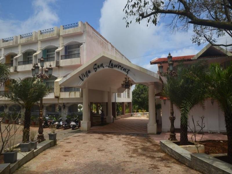 Villa San Lawrenz Лонавала Екстериор снимка